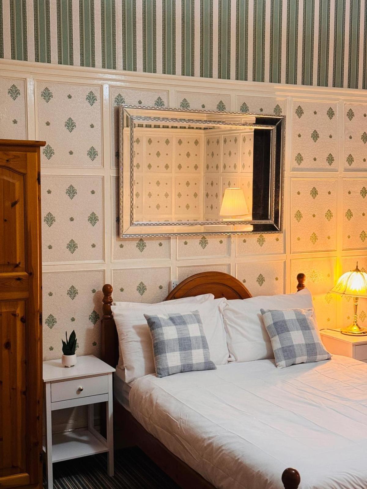 Edinburgh Travel Guest House エクステリア 写真