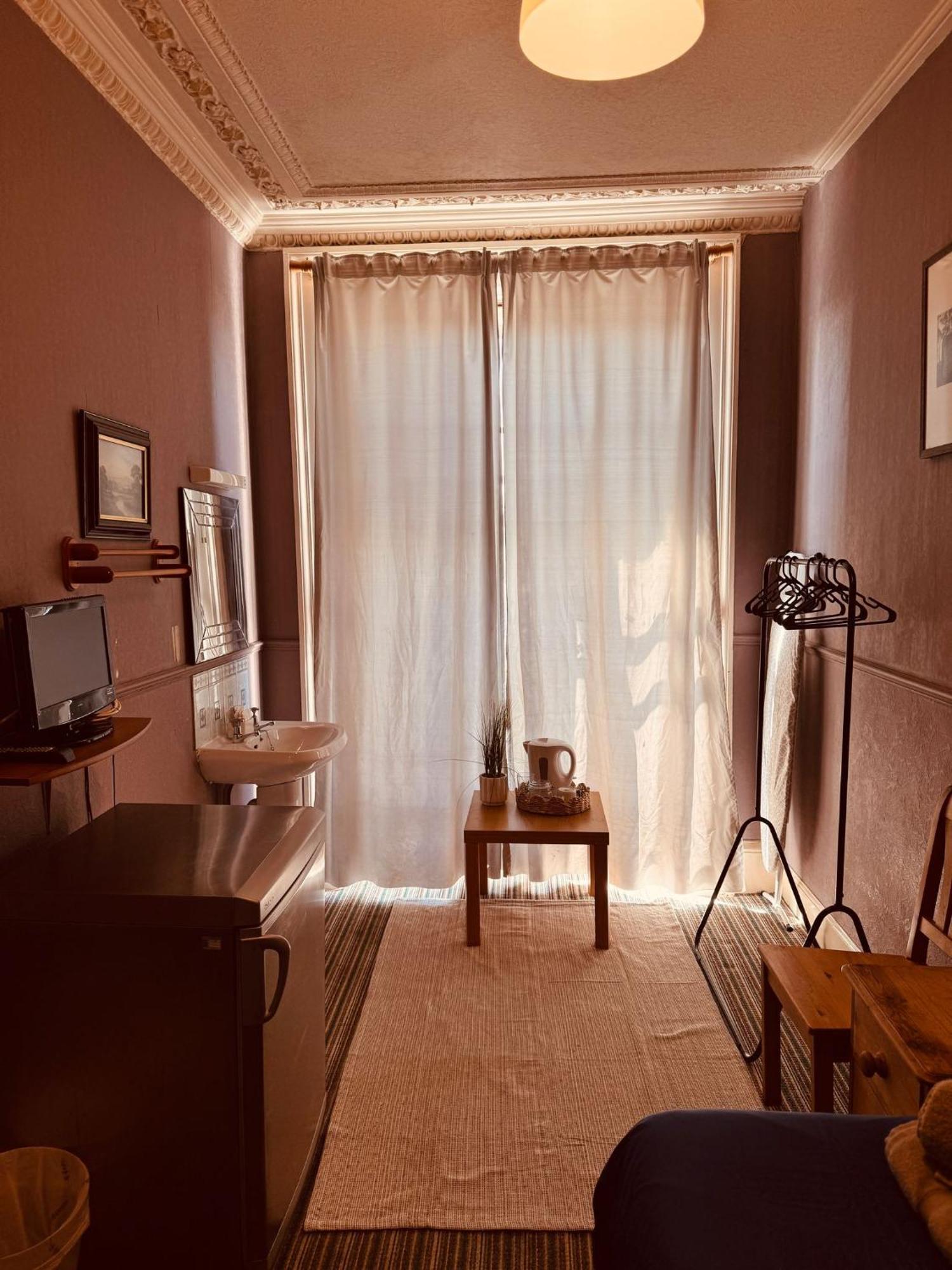 Edinburgh Travel Guest House エクステリア 写真